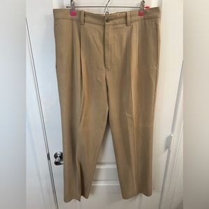 Tommy Bahama Silk Rayon Hawaiian Pants Pleated Front Beige Mens Sz 34 x 30